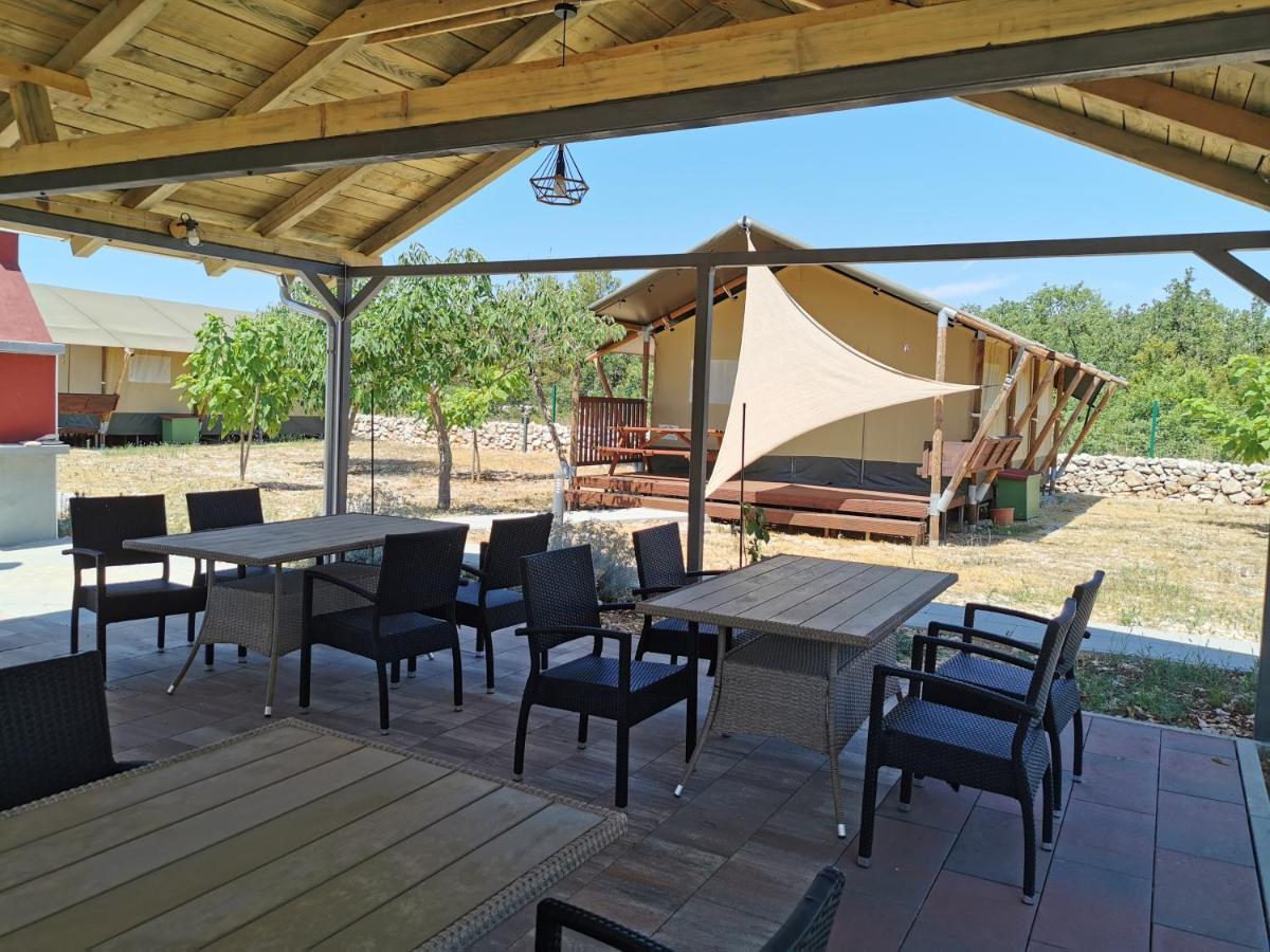 Hotel Grande Glamping With Pool Biograd Na Moru Zewnętrze zdjęcie