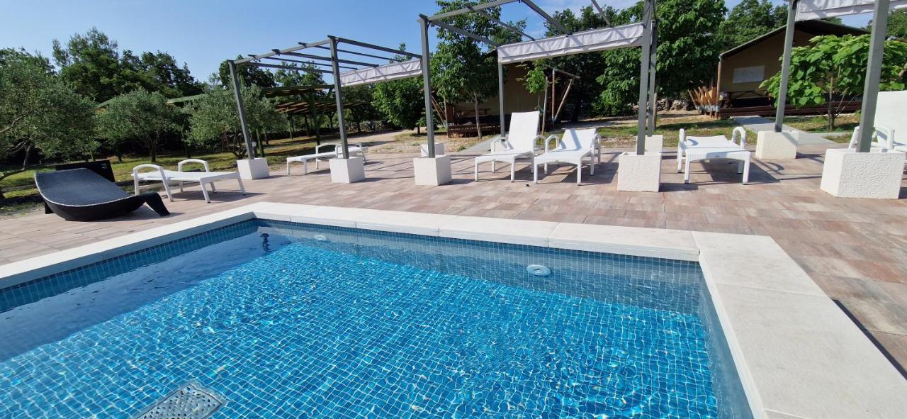 Hotel Grande Glamping With Pool Biograd Na Moru Zewnętrze zdjęcie